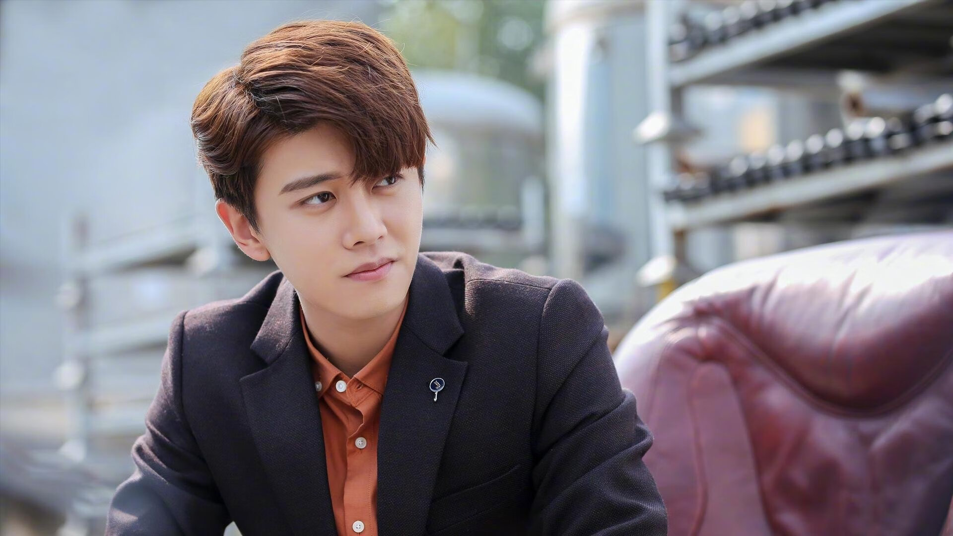 AYX SPORTS-库里：连续“旱地拔葱”，让三分弹无虚发成习惯！，库里 抡