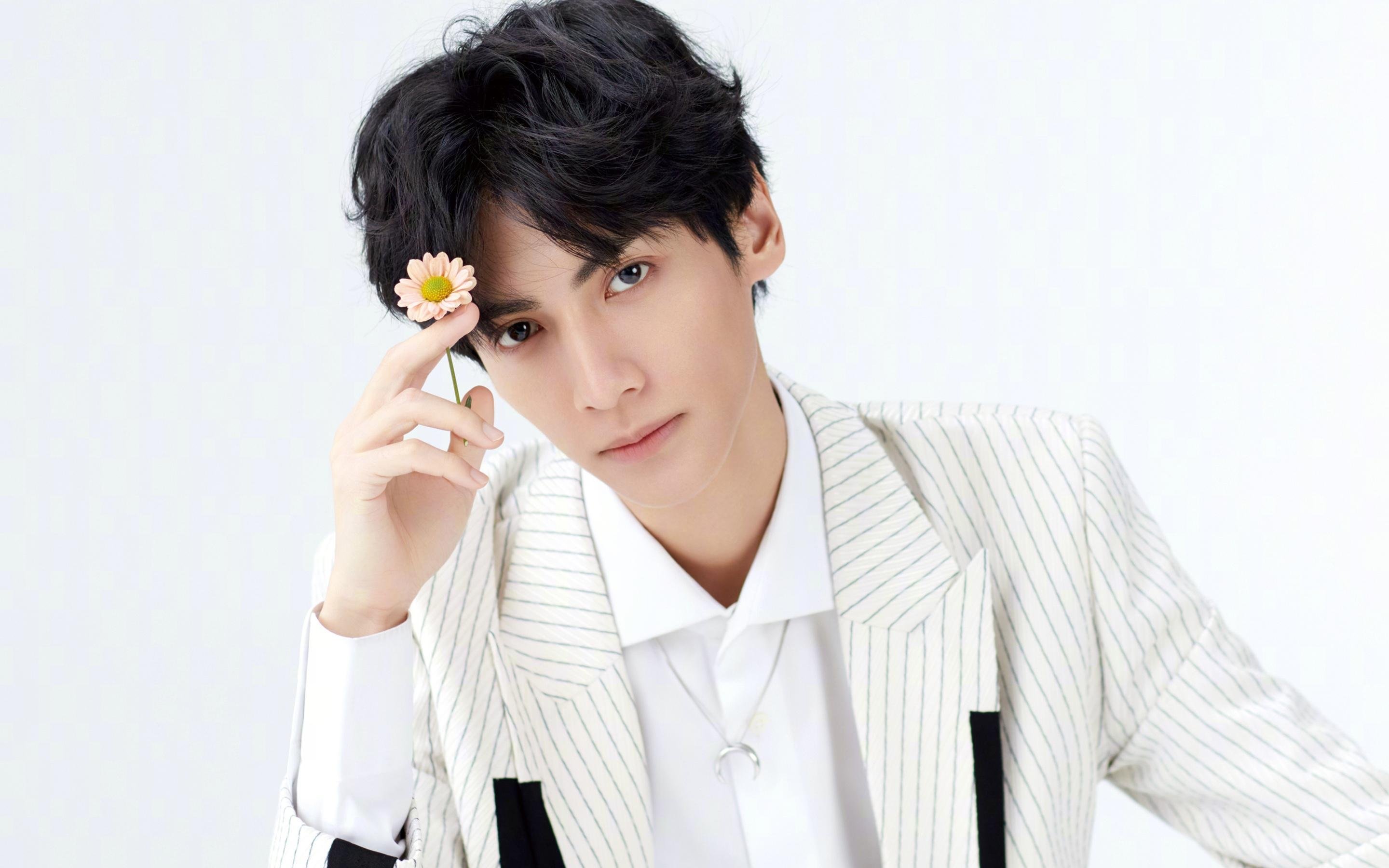 AIYOUXI.COM-巴塞罗那篮球队战绩攀升，巴塞罗那篮球俱乐部中锋